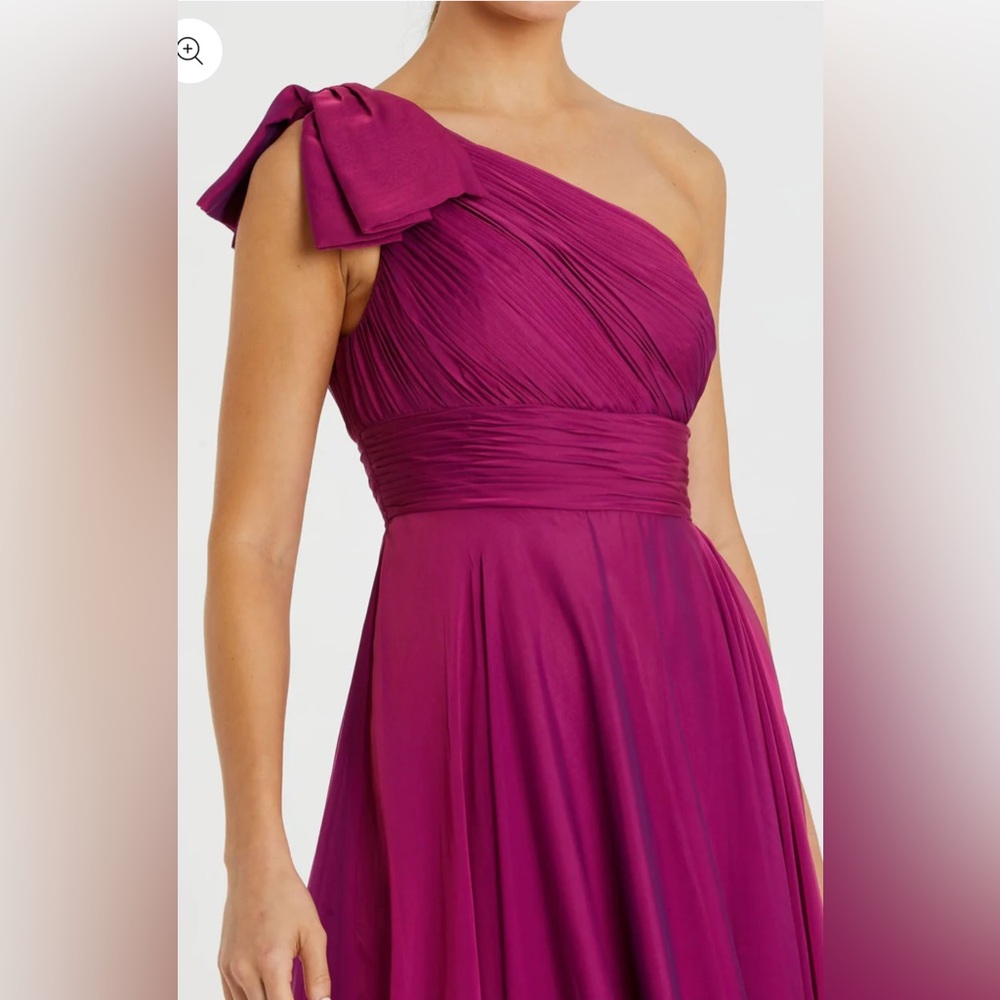 NWT Mac Duggal One-Shoulder Raspberry Gown Size 8 - Picture 2 of 4